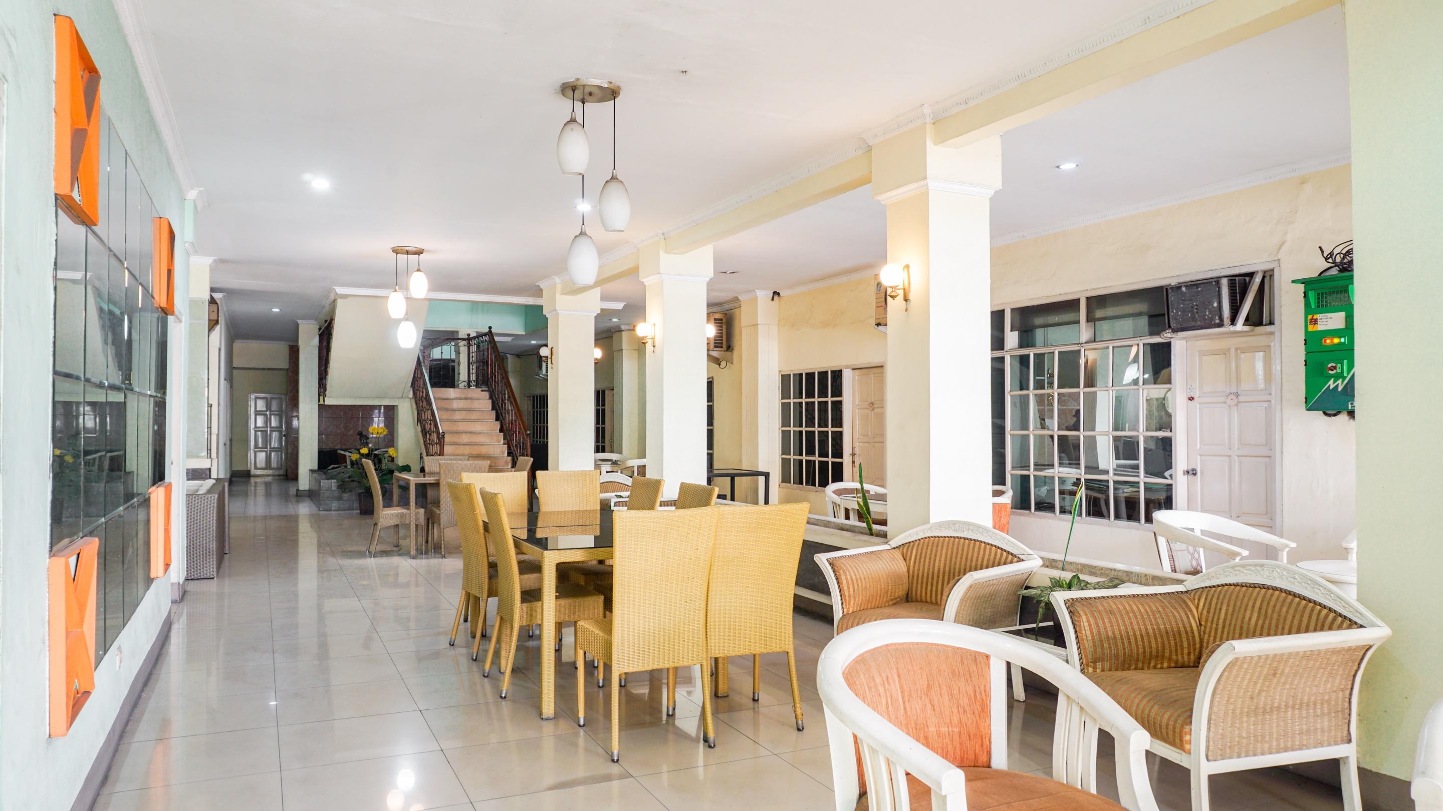 Oyo 2085 Chrysanta Hotel Bandung Eksteriør bilde